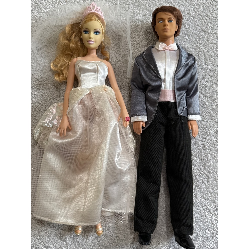 Mattel Barbie and Ken Wedding Doll Set 2005 Bride and Groom 12 Inch Dolls